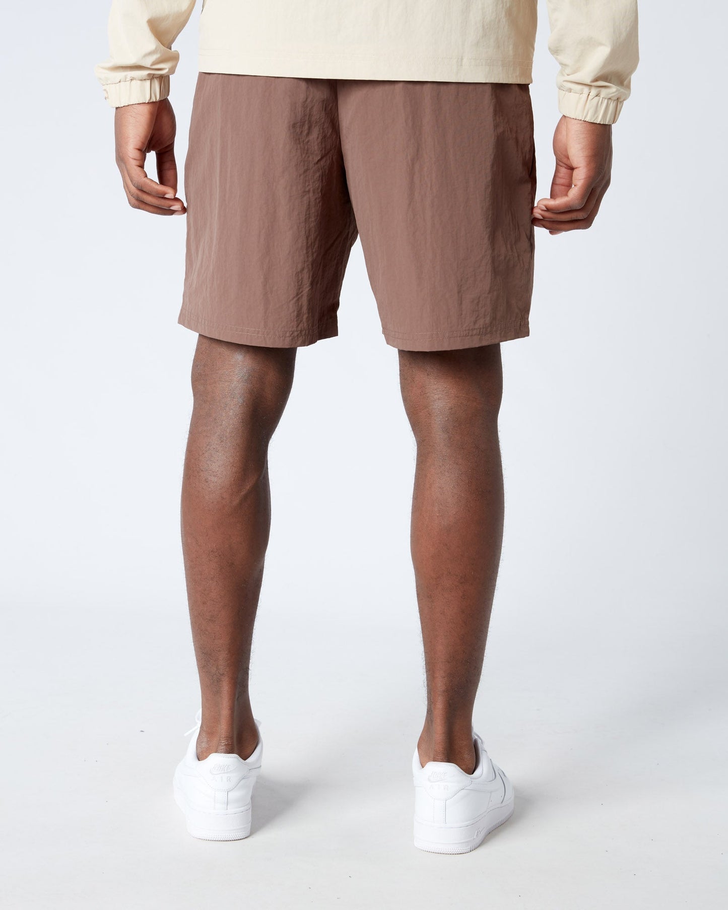 Angle Badge Shorts Brown