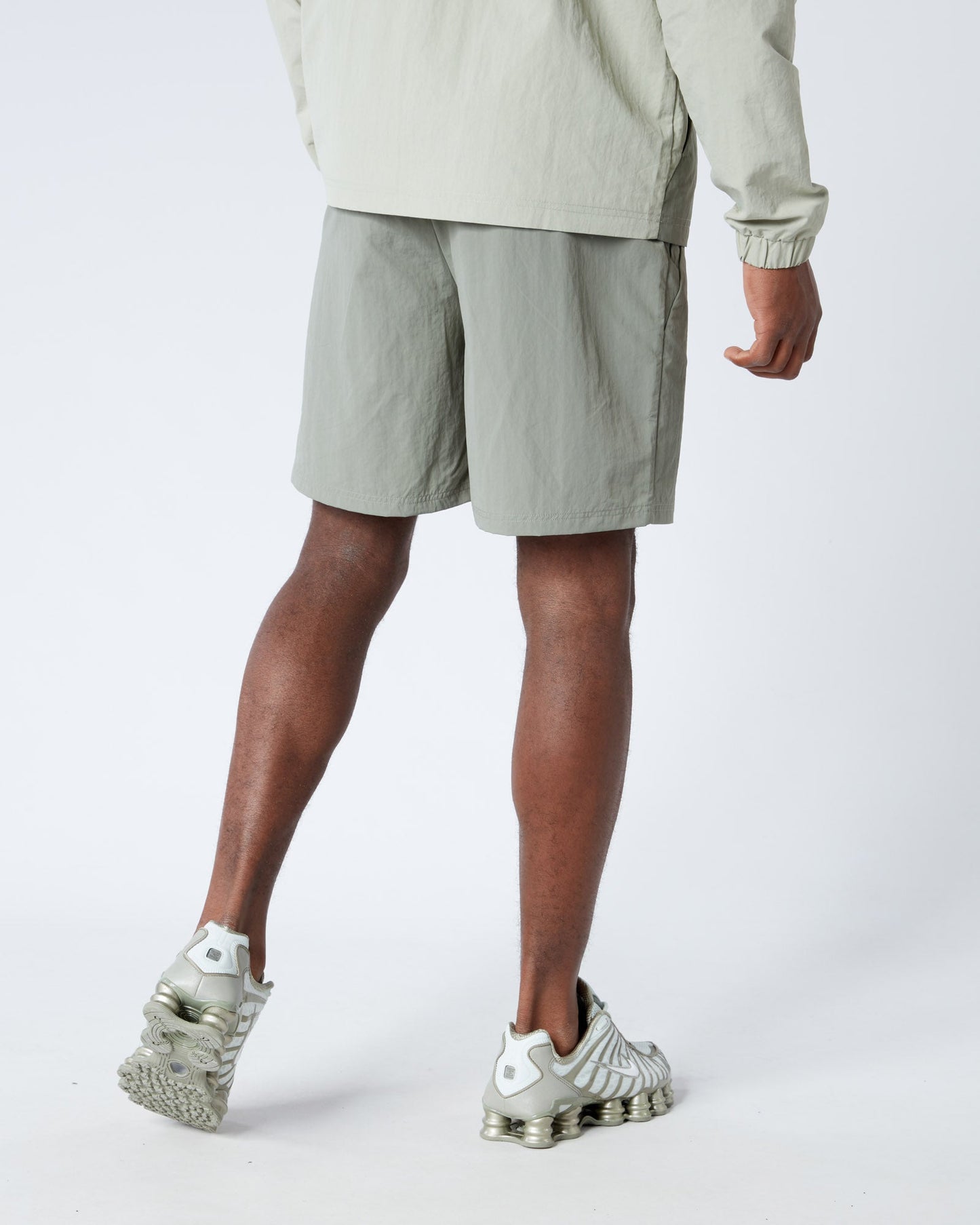 Angle Badge Shorts Sage