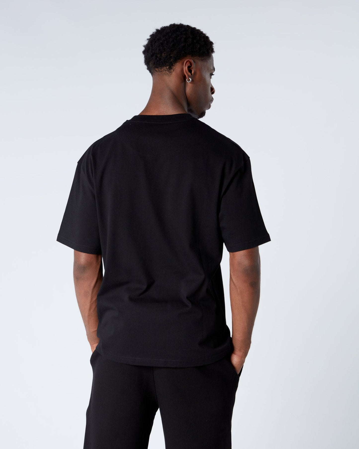 Mono Badge Relaxed Tshirt Black