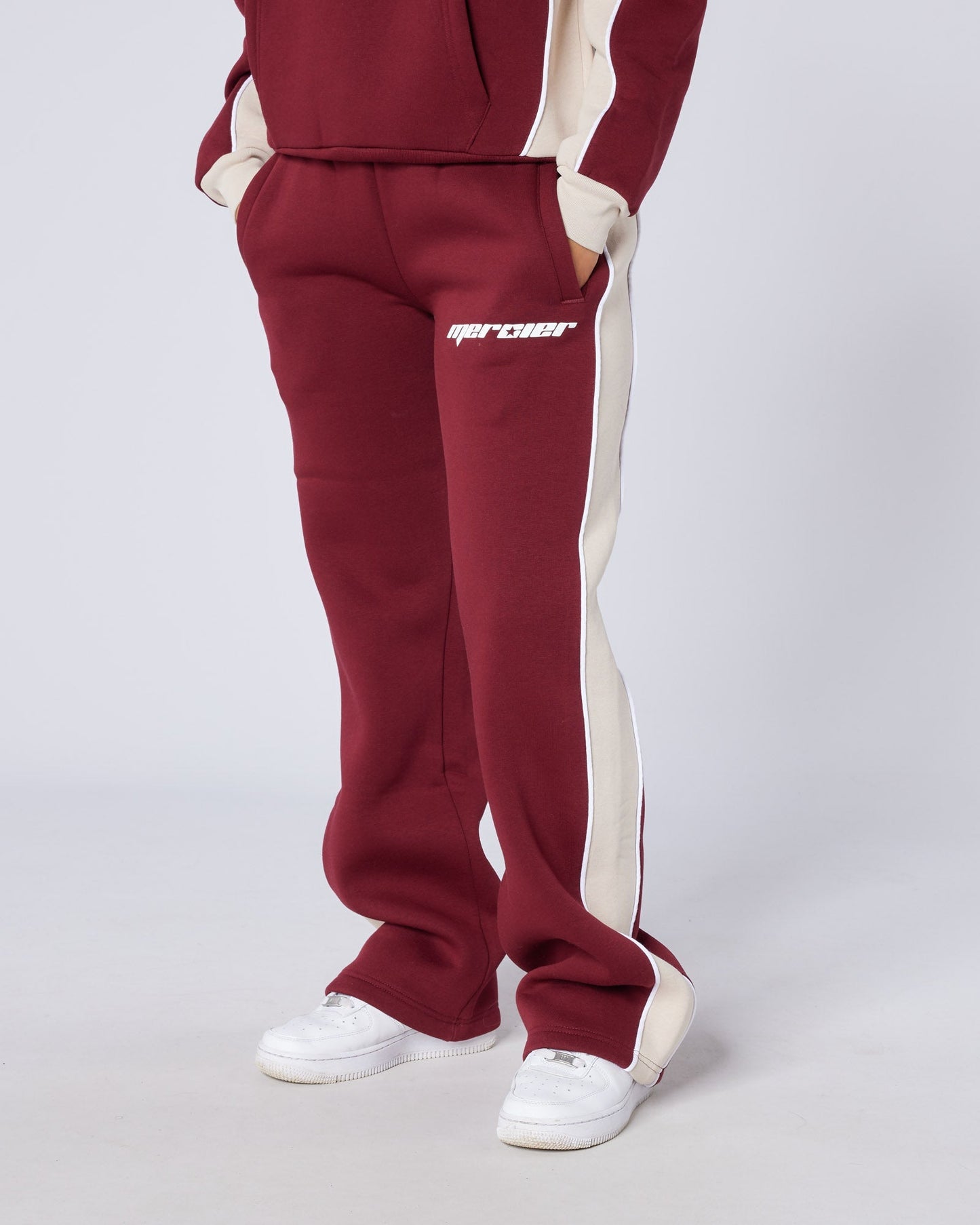 Women's Sporty Jogger Cabernet