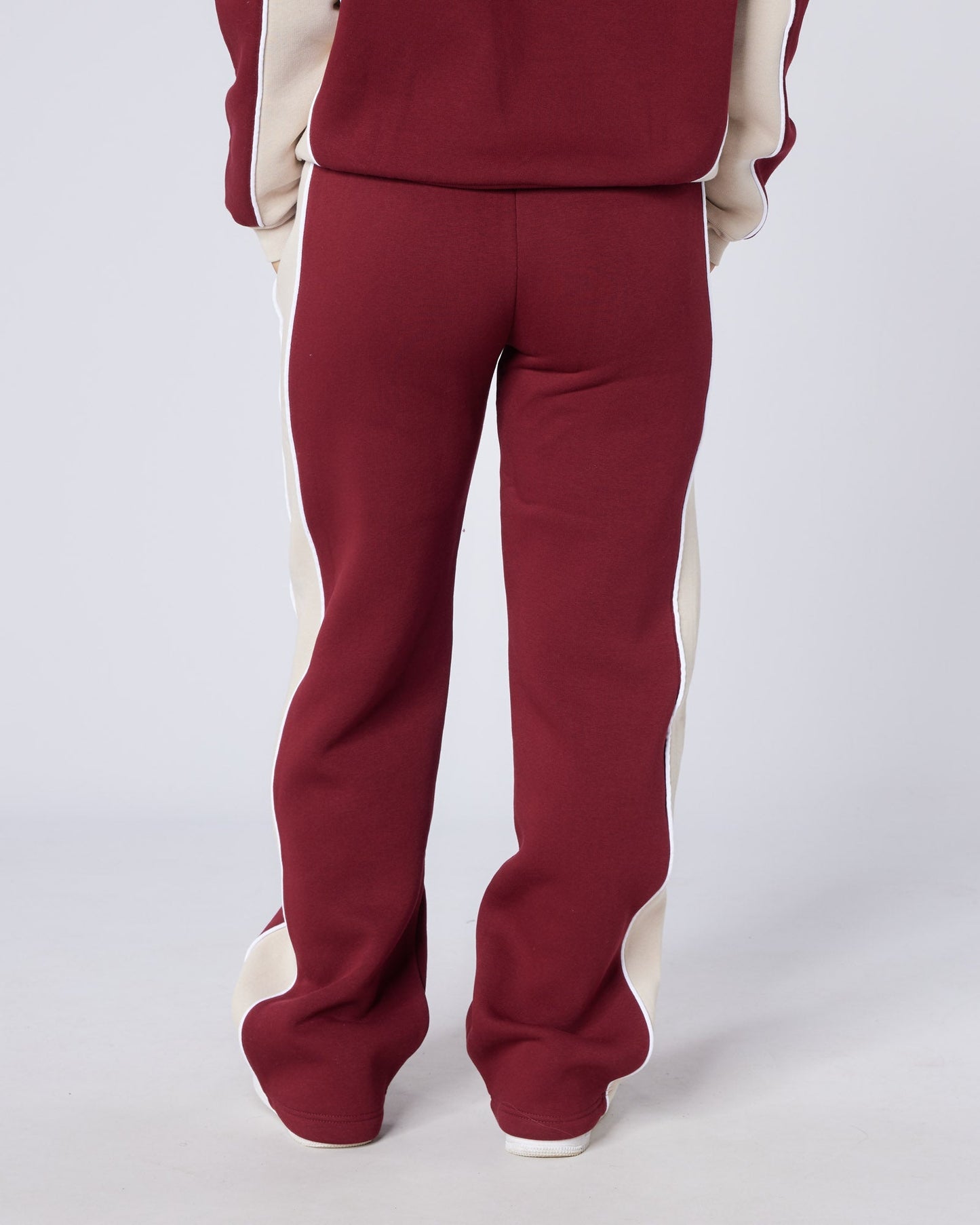 Women's Sporty Jogger Cabernet