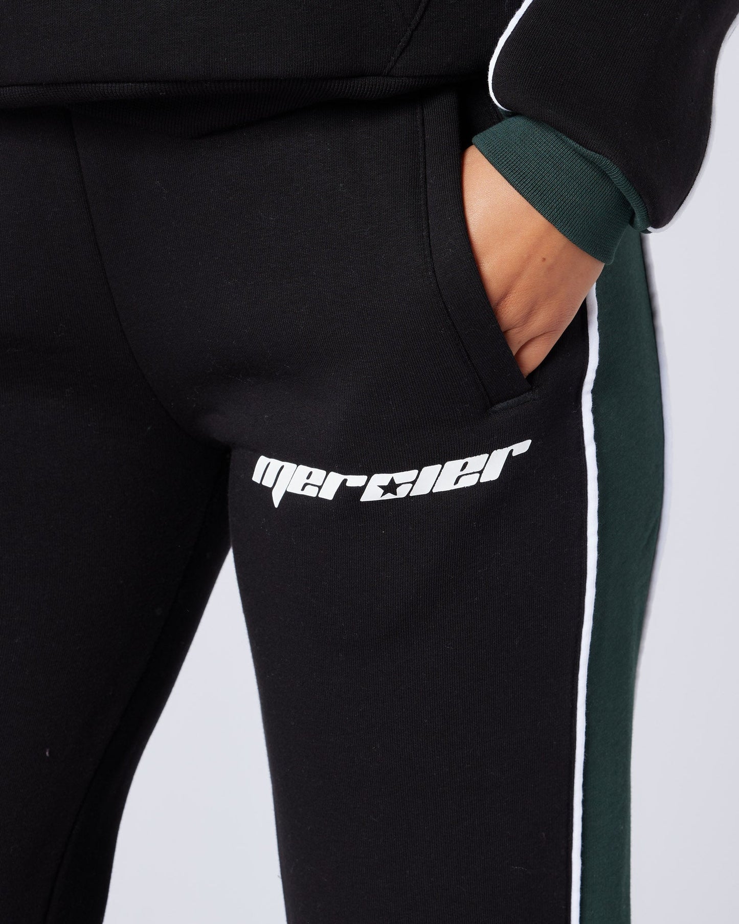 Women's Sporty Jogger Black