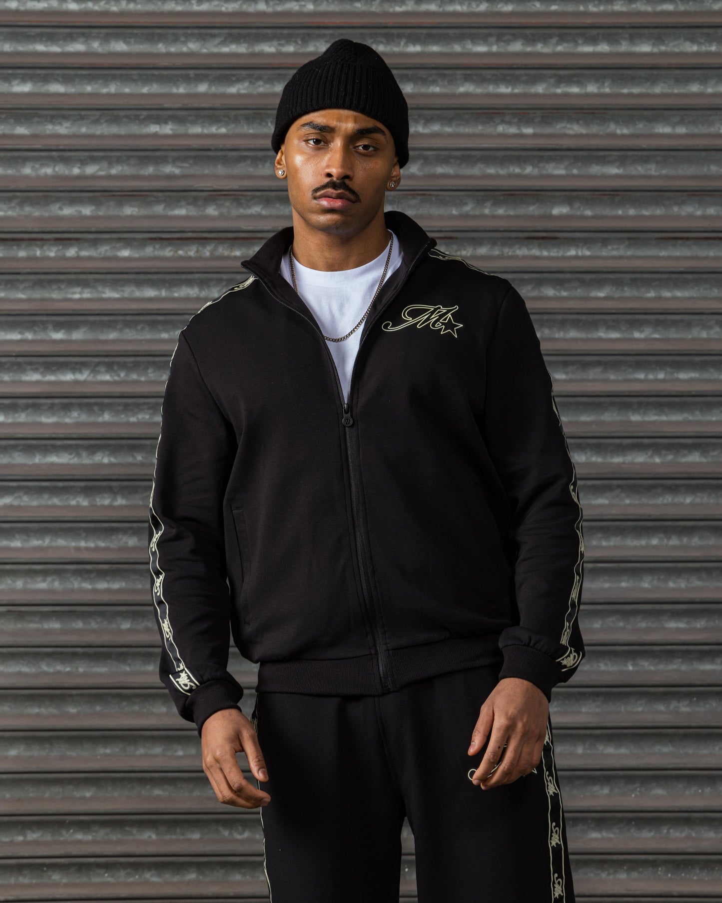 Runway Track Top Black
