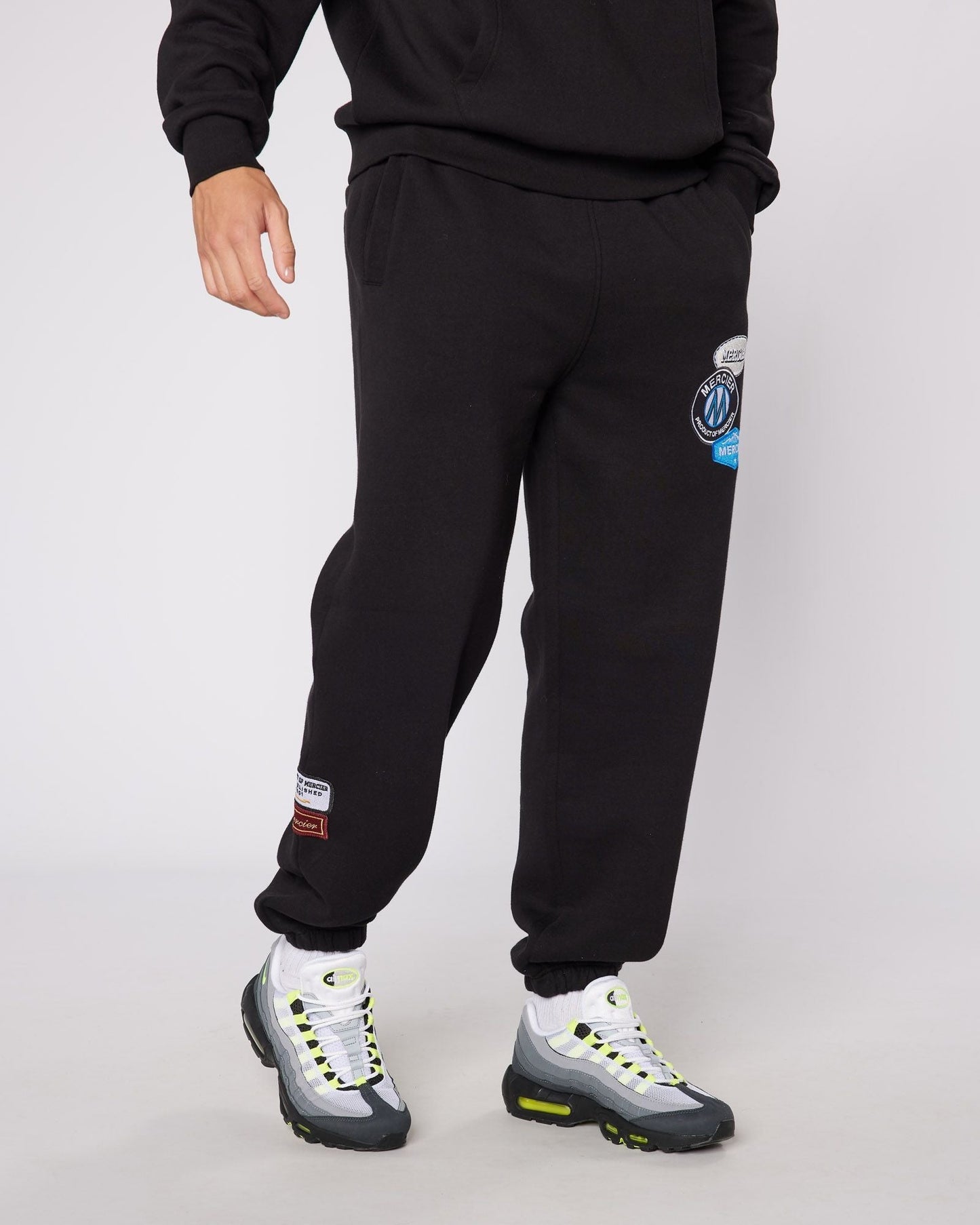 Relaxed OG Badge Joggers Black