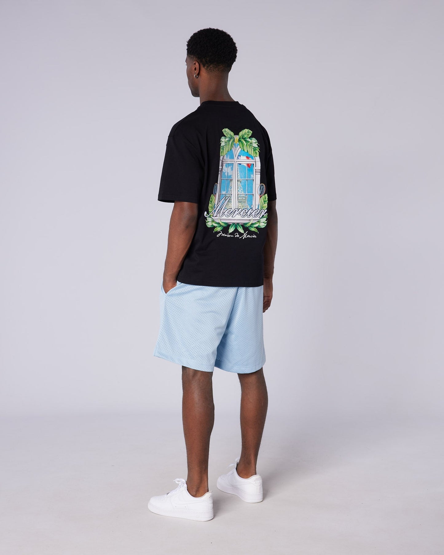 Balcony Serve Tshirt Black