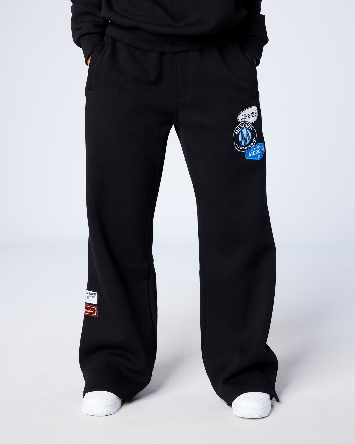 Women's OG Badge Open Hem Joggers Black