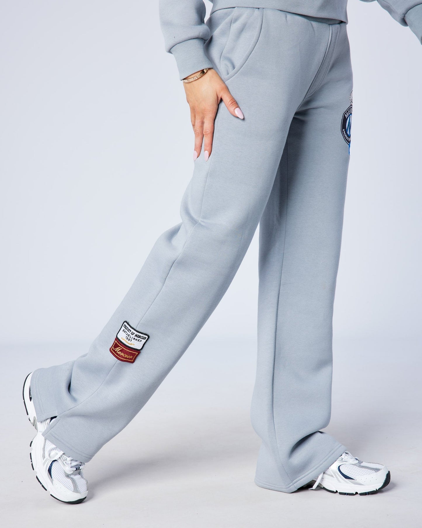 Womens OG Joggers blue cloud