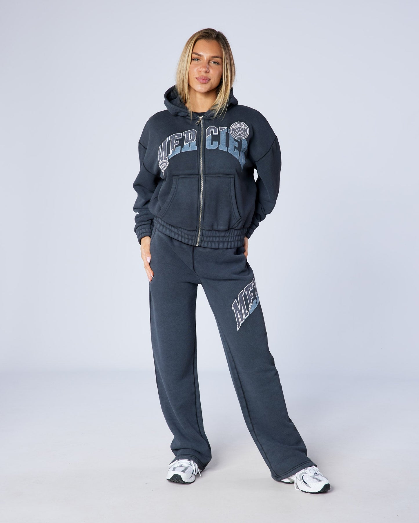 Women's Shatter zip up Washed Black
